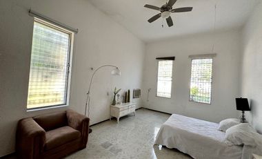 Casa colonial amueblada en venta en el centro de Mérida.