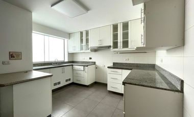 LINDO FLAT FRENTE A PARQUE-3 DORMITORIOS-TERRACITA-2 COCHERAS-TAMBO DE MONTERRICO-SURCO