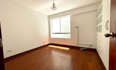 LINDO FLAT FRENTE A PARQUE-3 DORMITORIOS-TERRACITA-2 COCHERAS-TAMBO DE MONTERRICO-SURCO