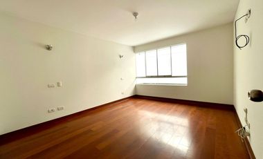 LINDO FLAT FRENTE A PARQUE-3 DORMITORIOS-TERRACITA-2 COCHERAS-TAMBO DE MONTERRICO-SURCO
