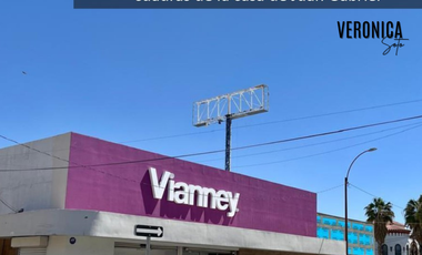 Excelente Local Comercial en Venta con estacionamiento