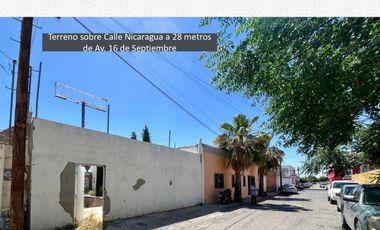 Excelente Local Comercial en Venta con estacionamiento