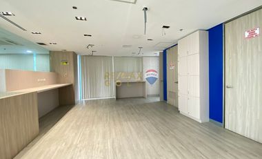For Rent: Fully Fitted Office Space in BDO Equitable Tower Makati