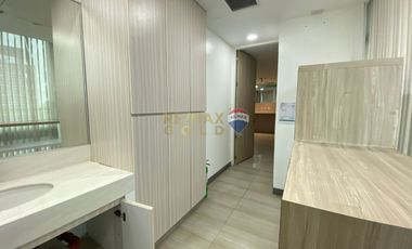 For Rent: Fully Fitted Office Space in BDO Equitable Tower Makati