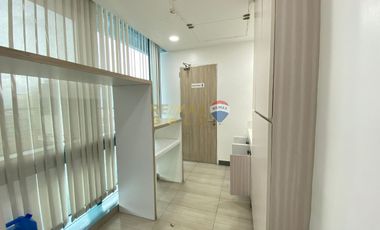 For Rent: Fully Fitted Office Space in BDO Equitable Tower Makati