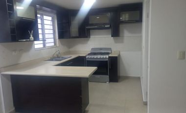 Se Vende Casa en Misión Anáhuac Escobedo con Terraza