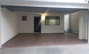 Se Vende Casa en Misión Anáhuac Escobedo con Terraza