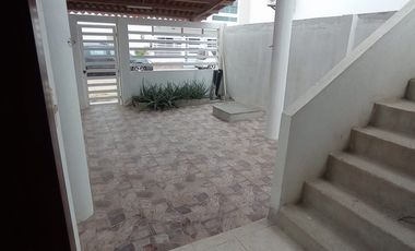 En venta casa rentera en urb.Acapulco, via data Posorja en Playas. (TH)