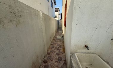 En venta casa rentera en urb.Acapulco, via data Posorja en Playas. (TH)
