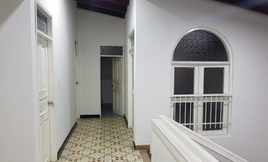 VENDO O ARRIENDO CASA COMERCIAL  EN LA 4 AVENIDA DE MANGA - 425MTS2  CONSTRUCCION 885 MTS2 LOTE