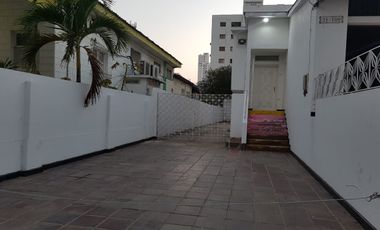 VENDO O ARRIENDO CASA COMERCIAL  EN LA 4 AVENIDA DE MANGA - 425MTS2  CONSTRUCCION 885 MTS2 LOTE