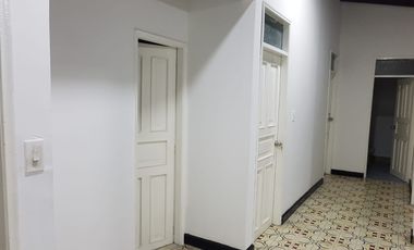 VENDO O ARRIENDO CASA COMERCIAL  EN LA 4 AVENIDA DE MANGA - 425MTS2  CONSTRUCCION 885 MTS2 LOTE