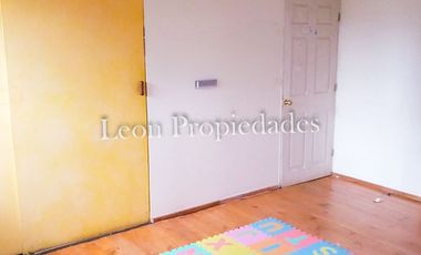 Leon Propiedades vende  casa en sitio en Sector Lo Águila.