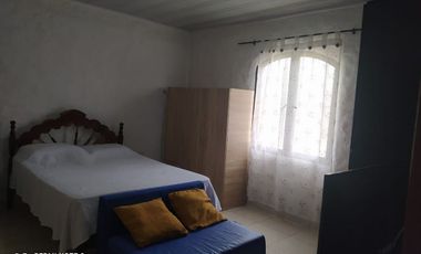 CASA EN HOLGUIN/LA VICTORIA