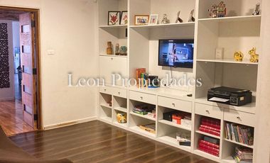 Leon Propiedades vende o arrienda con compromiso de compra, parcela con casa en sector el Pangal, Curacaví.