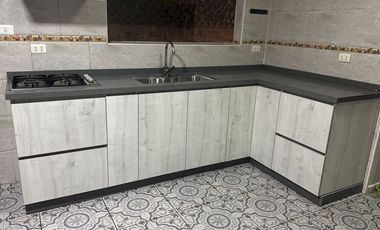 Leon Propiedades vende o arrienda con compromiso de compra, parcela con casa en sector el Pangal, Curacaví.