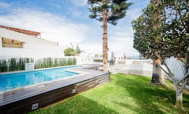 SE VENDE CASA EN COND. TERRAZAS DEL MAR.
