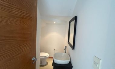 VENTA DE HERMOSA CASA CERCA DEL PERIFERICO EN FRACCIONAMIENTO