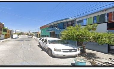 VENTA DE CASA EN EXCELENTES CONDICIONES