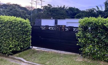 Conjunto Reserva Del Campo en el Km 38 via Manizales - Medellín, a 5 minutos de tres puertas