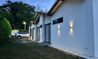 Conjunto Reserva Del Campo en el Km 38 via Manizales - Medellín, a 5 minutos de tres puertas