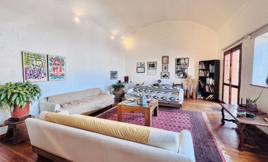 CASA EN VENTA SECTOR EL BATAN URBANIZACIÓN JARDINES DEL BATÁN