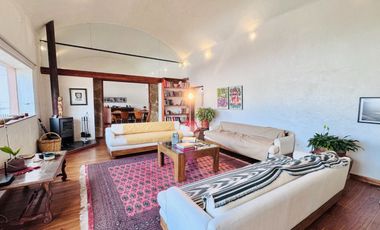 CASA EN VENTA SECTOR EL BATAN URBANIZACIÓN JARDINES DEL BATÁN