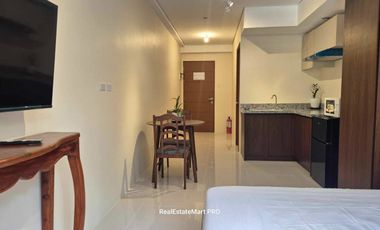 Serene Studio Condo with Balcony and Garden View in Selendra, Baguio City