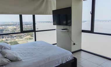 Suite amoblada y esquinera de alquiler en Puerto Santa Ana, Frente al Río.