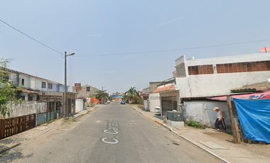 Excelente casa en Remante Bancario!!!