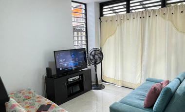 Increible casa en venta de tres niveles en la mejor ubicación de villavicencio!