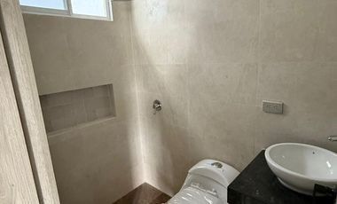 Venta de casa urbanización San Antonio