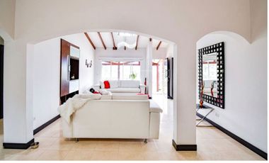 CASA EN LA ALHAMBRA Manizáles