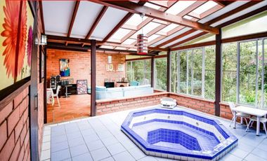 CASA EN LA ALHAMBRA Manizáles