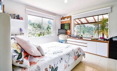 CASA EN LA ALHAMBRA Manizáles