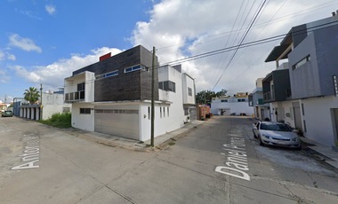 Excelente casa en Remante Bancario ¡¡¡Imagine duplicar su inversión a corto plazo!!!