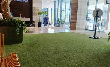 Elegant Two Bedrooms Condo Unit in 31th Floor in 38 Park Avenue IT Park