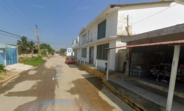 Casa en Remante Bancario.  **Fantástica oportunidad que no puede dejar pasar**