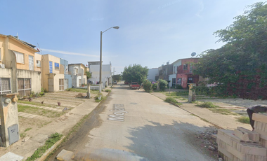 Casa en Remante Bancario.  **Fantástica oportunidad que no puede dejar pasar**