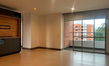 46989 Apartamento en Arriendo Loma del Esmeraldal