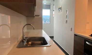 46989 Apartamento en Arriendo Loma del Esmeraldal