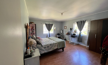 Venta de Casa de 130m2 en un Terreno de 0,98ha