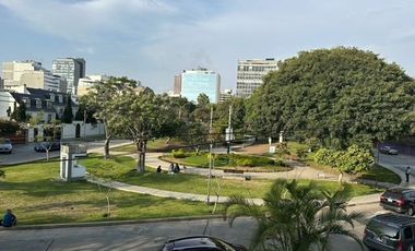 DEPARTAMENTO EN SAN ISIDRO CON VISTA A PARQUE DE 4 DORMITORIOS