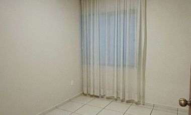 Se vende casa recién remodelada en la Colonia Atlas