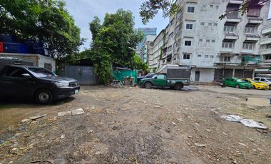 Rare Opportunity for Developers! Near the new Siriraj International! 1-2-34 Rai Land for SALE ideal for Condo or 98-Room Hotel next to Lotus Prachachu