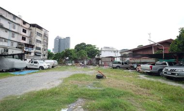 Rare Opportunity for Developers! Near the new Siriraj International! 1-2-34 Rai Land for SALE ideal for Condo or 98-Room Hotel next to Lotus Prachachu