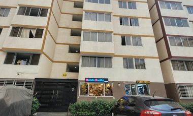 ALQUILO DEPARTAMENTO DE 3 DORM. EN EL PISO 12  CONDOMINIO SOL DE COLLIQUE - COMAS