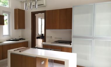 Ayala Alabang 4 Bedroom Den Renovated House for Rent in Alabang Muntinlupa