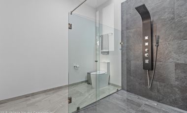 Residencia de Lujo Nueva en Los Tigres | 4 Recámaras, Cine, Alberca, Paneles Solares Modern Luxury New Home in Los Tigres | 4 Beds Nuevo Vallarta