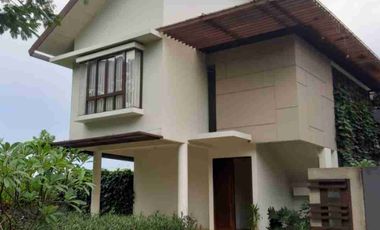 For Rent / Sale Beautiful Garden House inside Compound at Jagakarsa